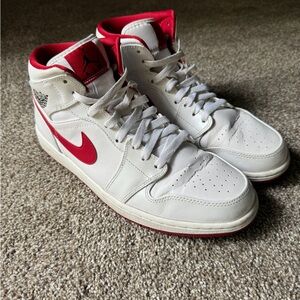 Nike Air Jordan 1 White/University Red
